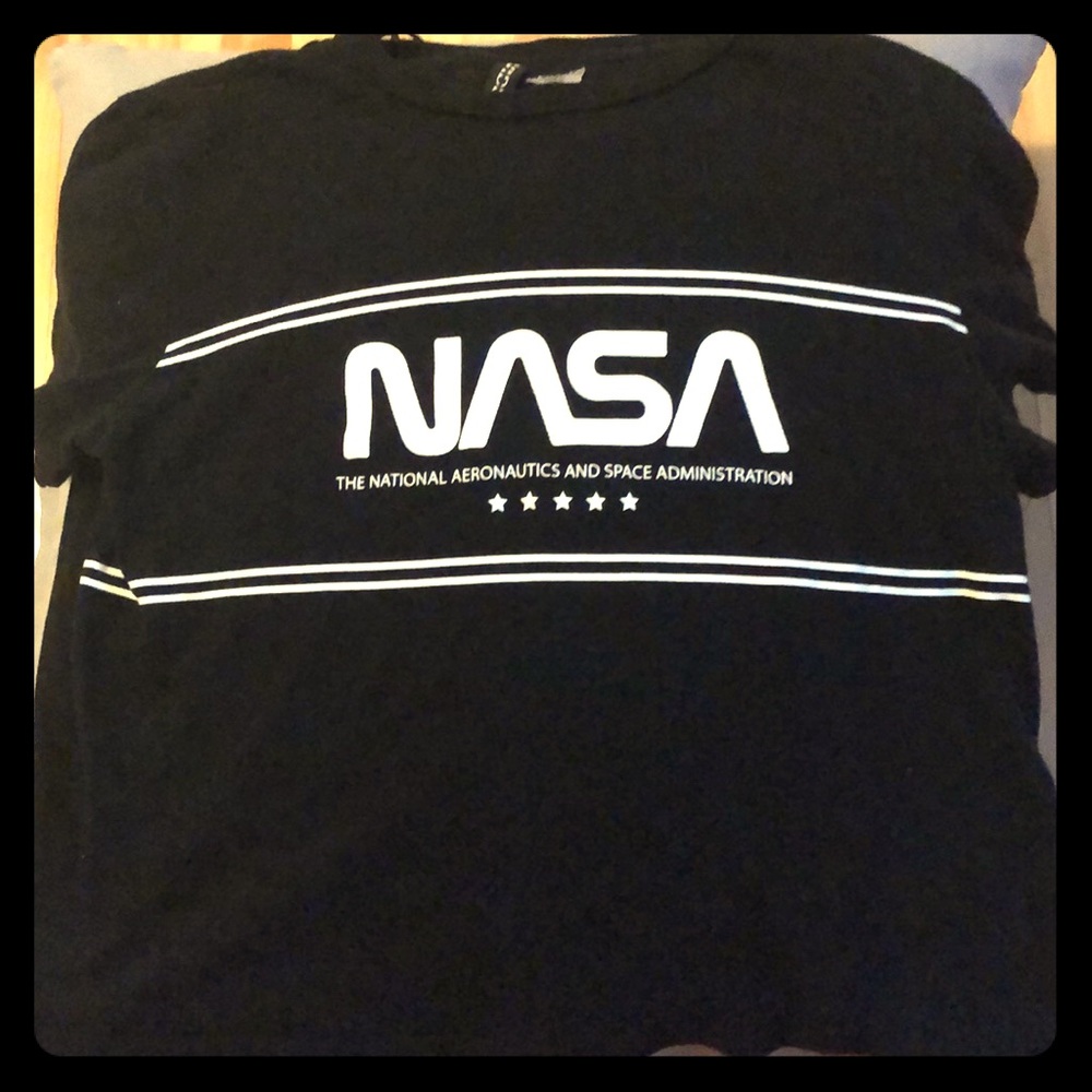 Cute Nasa crop top!